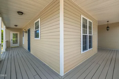 31 Vanstore Drive Fuquay Varina NC 27526