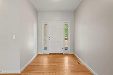 31 Vanstore Drive Fuquay Varina NC 27526