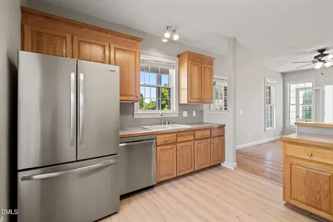 31 Vanstore Drive Fuquay Varina NC 27526