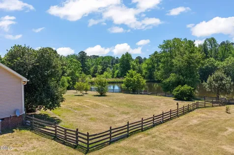 31 Vanstore Drive Fuquay Varina NC 27526