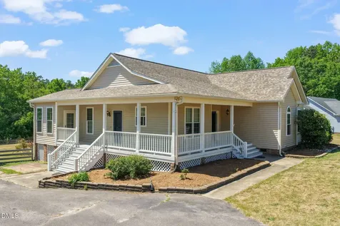 31 Vanstore Drive Fuquay Varina NC 27526