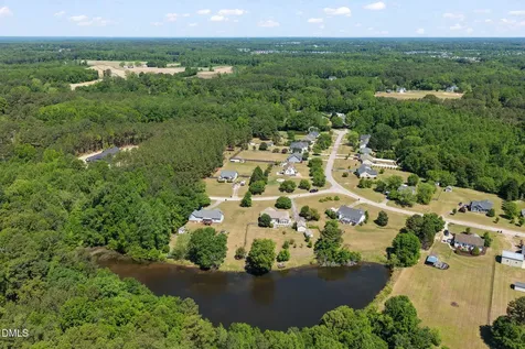 31 Vanstore Drive Fuquay Varina NC 27526