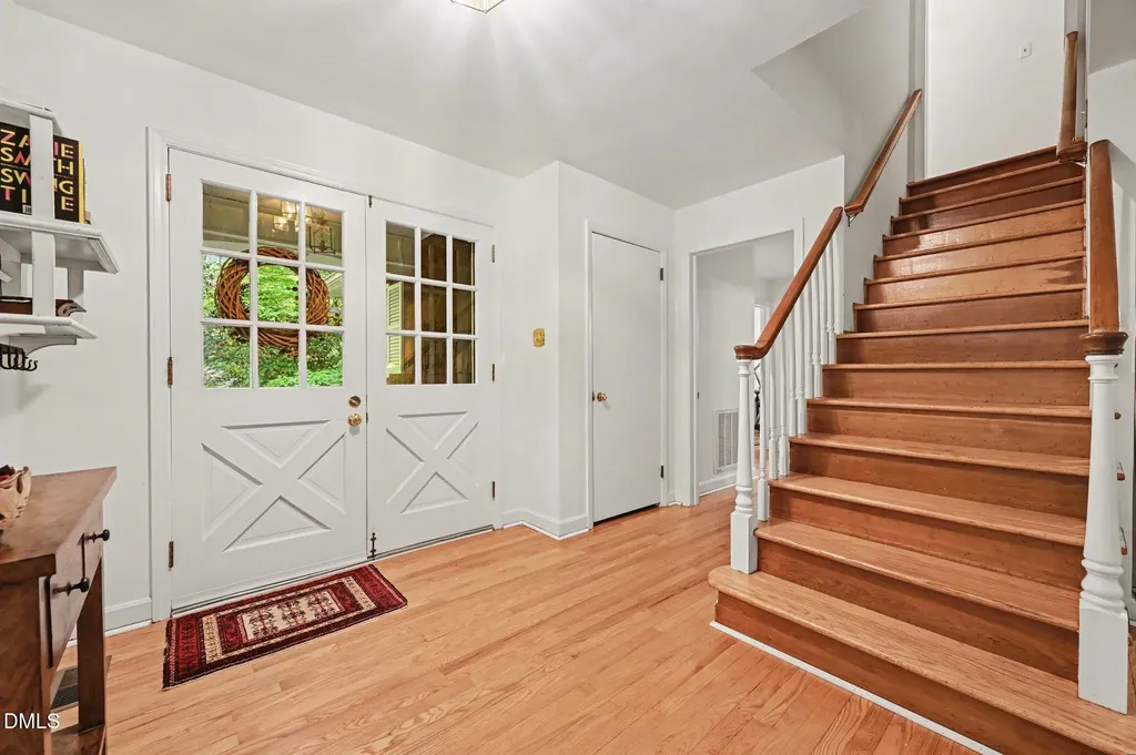 203 Wood Circle Chapel Hill NC 27514