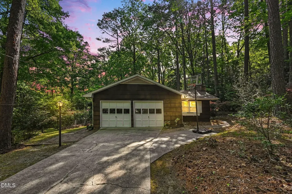 203 Wood Circle Chapel Hill NC 27514