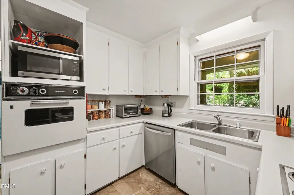 203 Wood Circle Chapel Hill NC 27514