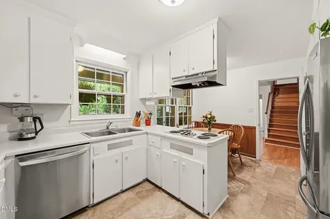 203 Wood Circle Chapel Hill NC 27514