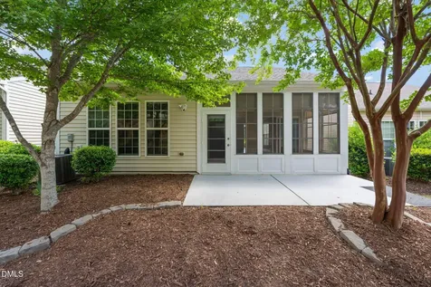 725 Bradhurst Place Cary NC 27519