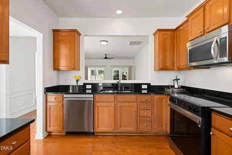 725 Bradhurst Place Cary NC 27519
