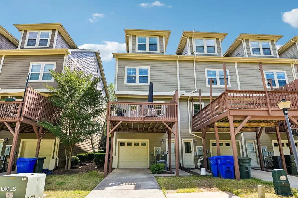 134 S Camellia Street Chapel Hill NC 27516