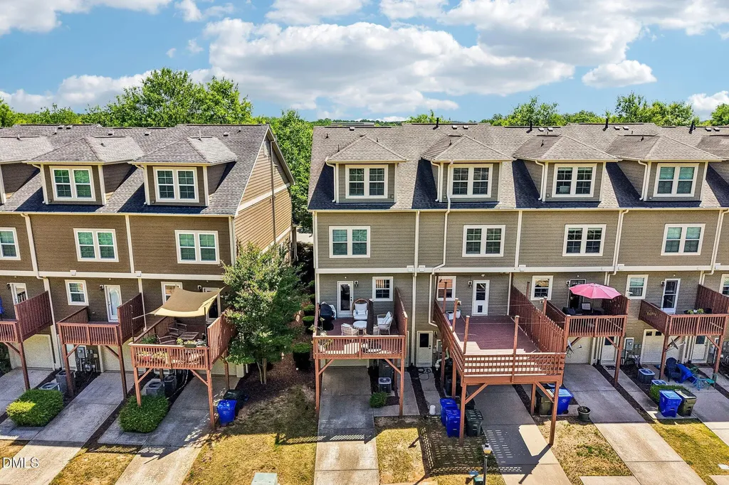 134 S Camellia Street Chapel Hill NC 27516
