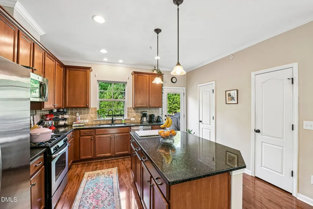 134 S Camellia Street Chapel Hill NC 27516
