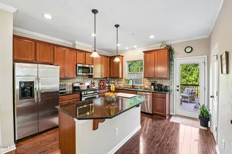 134 S Camellia Street Chapel Hill NC 27516
