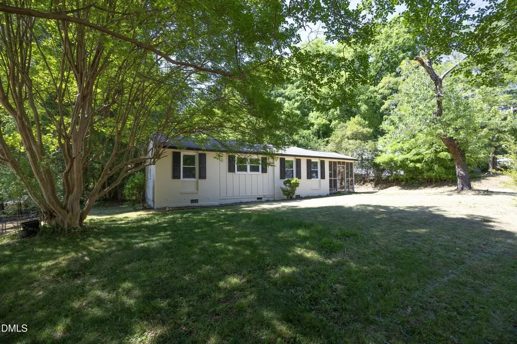 3405 Apache Drive Raleigh NC 27609