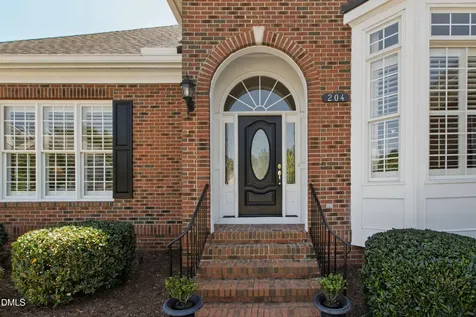 204 Temple Gate Drive Cary NC 27518
