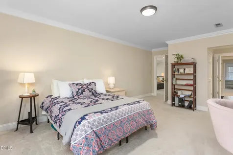 2049 Edgewood Avenue Burlington NC 27215