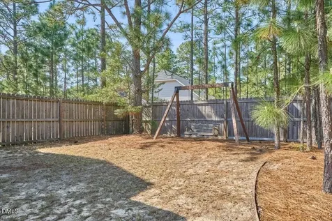 3015 Dana Lane Aberdeen NC 28315