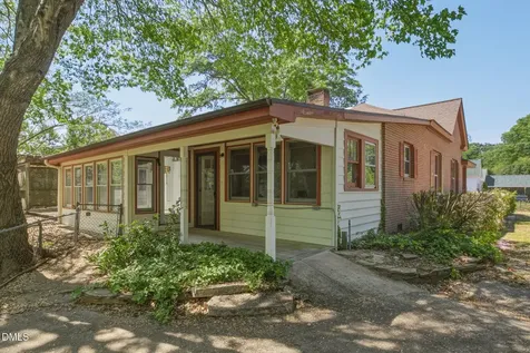 329 S Barbour Street Clayton NC 27520