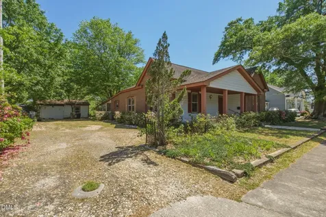 329 S Barbour Street Clayton NC 27520