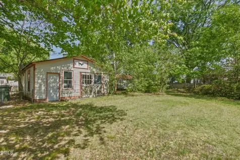 329 S Barbour Street Clayton NC 27520