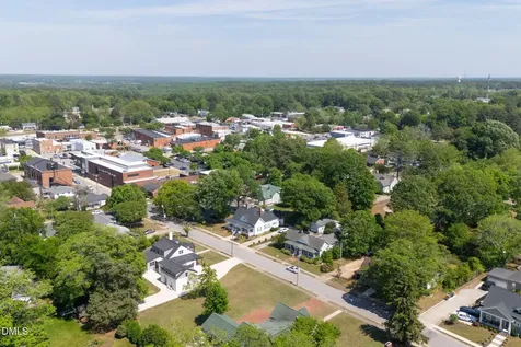 329 S Barbour Street Clayton NC 27520