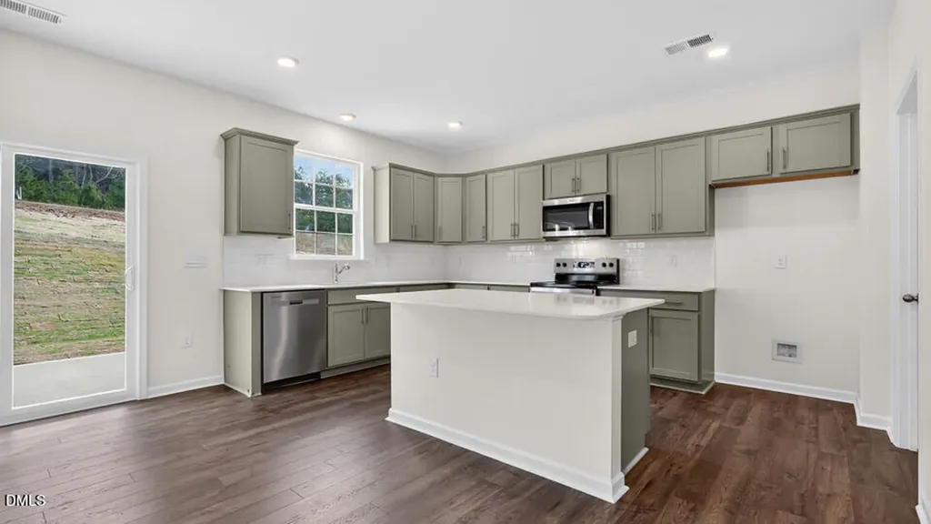 172 Reagan Crest Drive Clayton NC 27520