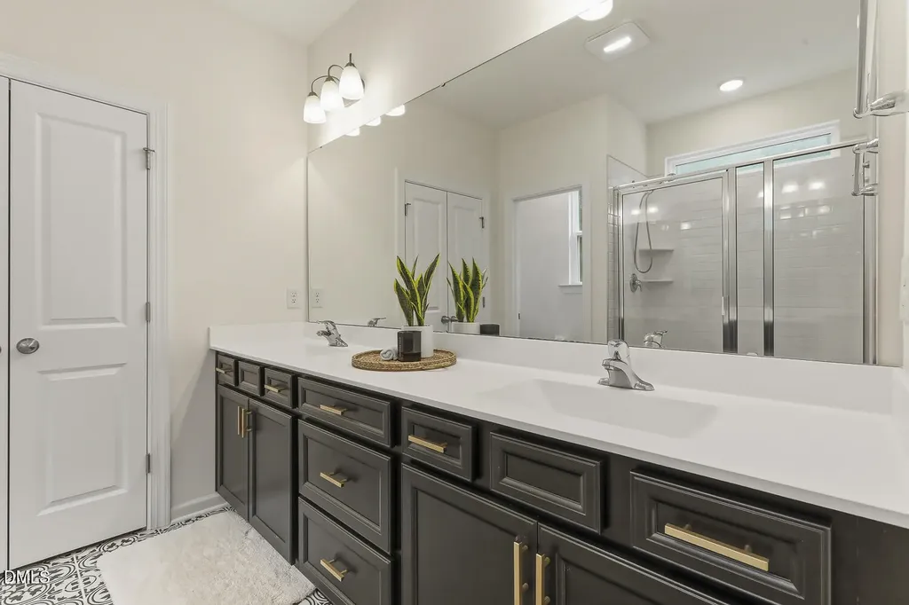 117 Raccoon Path Holly Springs NC 27540
