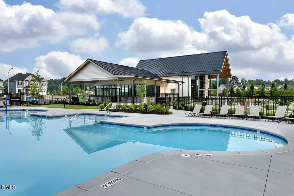 117 Raccoon Path Holly Springs NC 27540