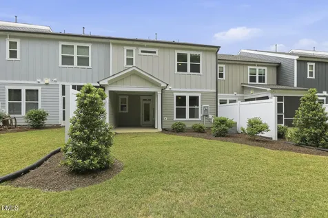 117 Raccoon Path Holly Springs NC 27540