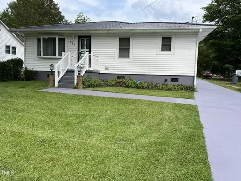 129 S Bullock Street Henderson NC 27536