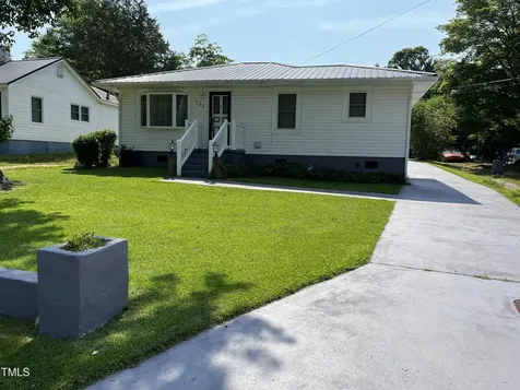 129 S Bullock Street Henderson NC 27536