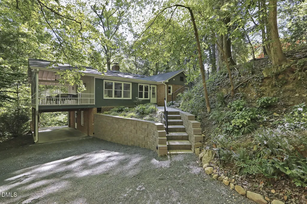 126 Weaver Road Chapel Hill NC 27514
