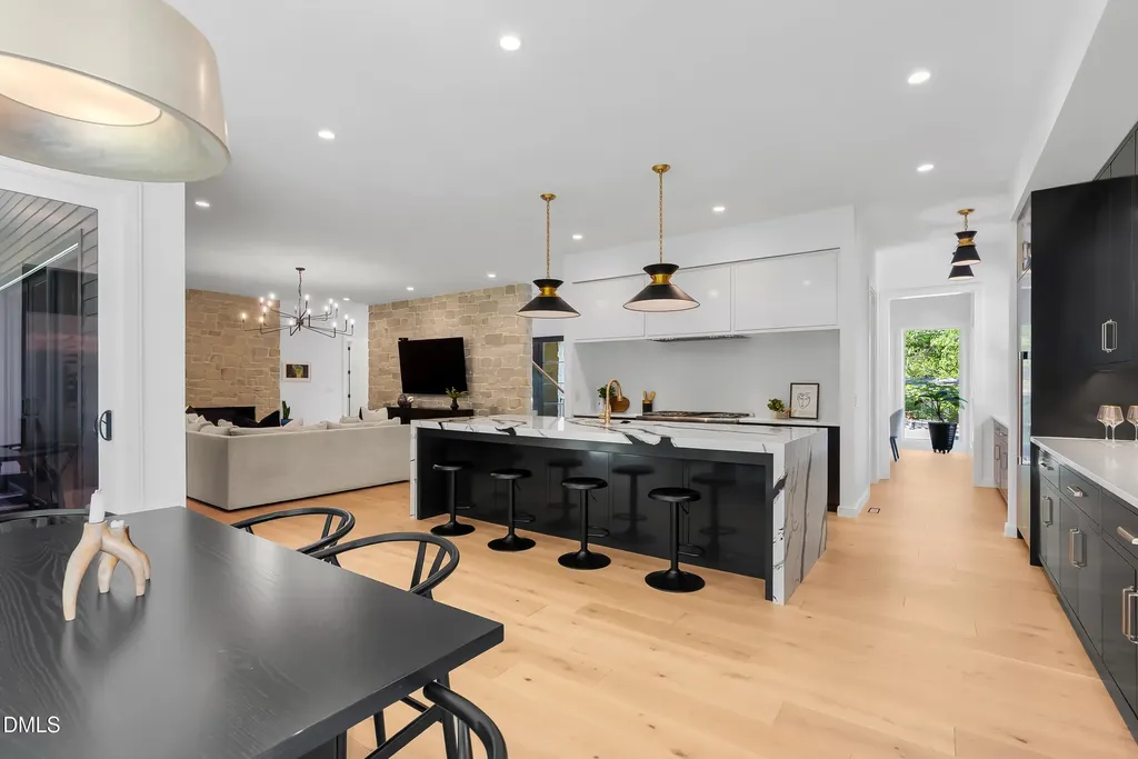 2105 Manuel Street Raleigh NC 27612