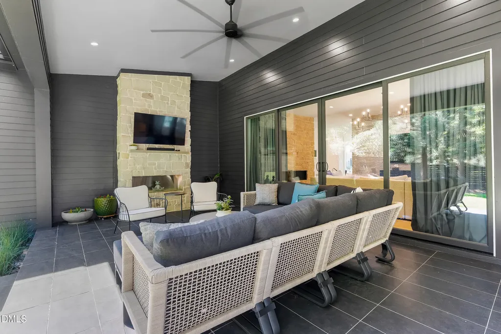 2105 Manuel Street Raleigh NC 27612