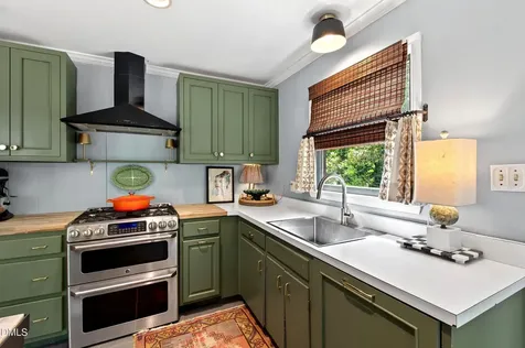 5200 Sedgefield Drive Raleigh NC 27609