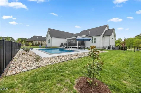30 Old Garden Lane Youngsville NC 27596