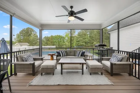 30 Old Garden Lane Youngsville NC 27596