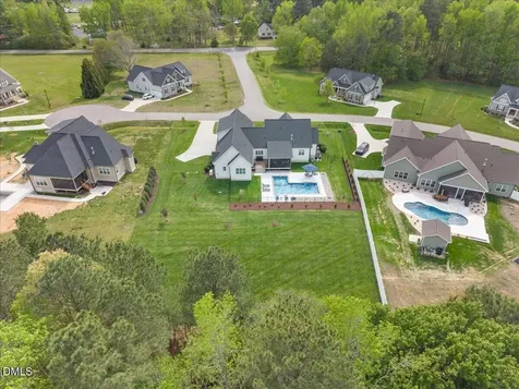 30 Old Garden Lane Youngsville NC 27596