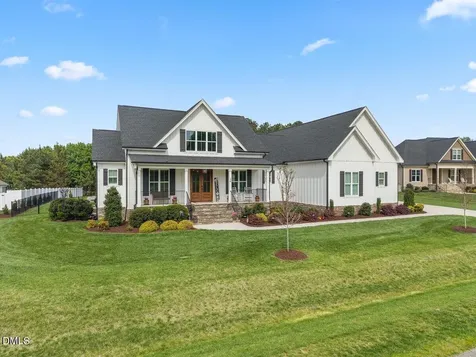 30 Old Garden Lane Youngsville NC 27596