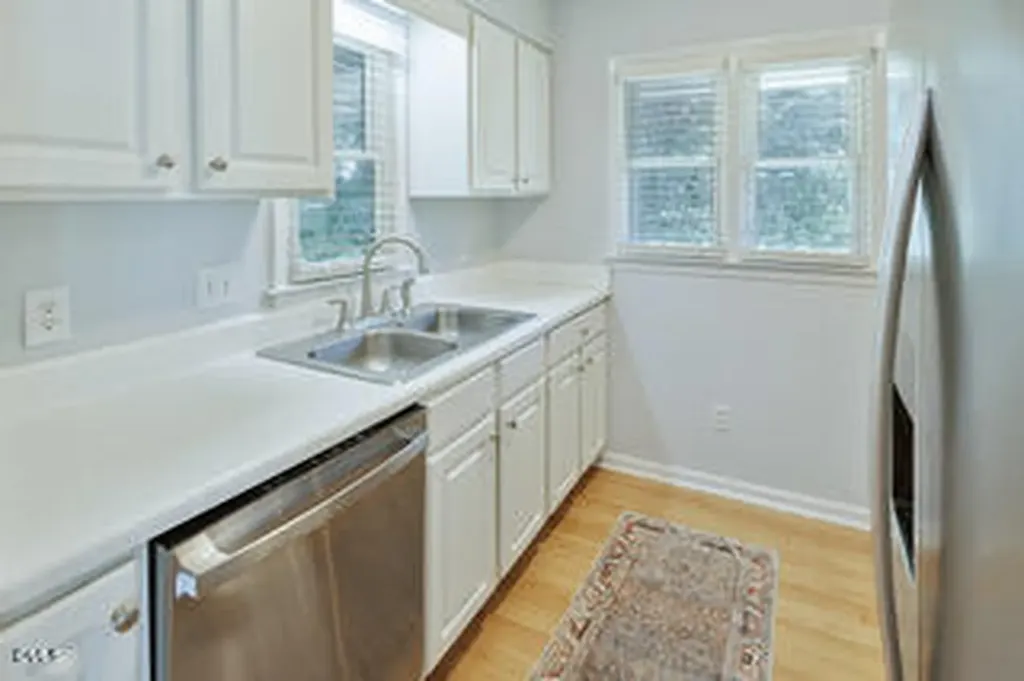2831 Edridge Raleigh NC 27612