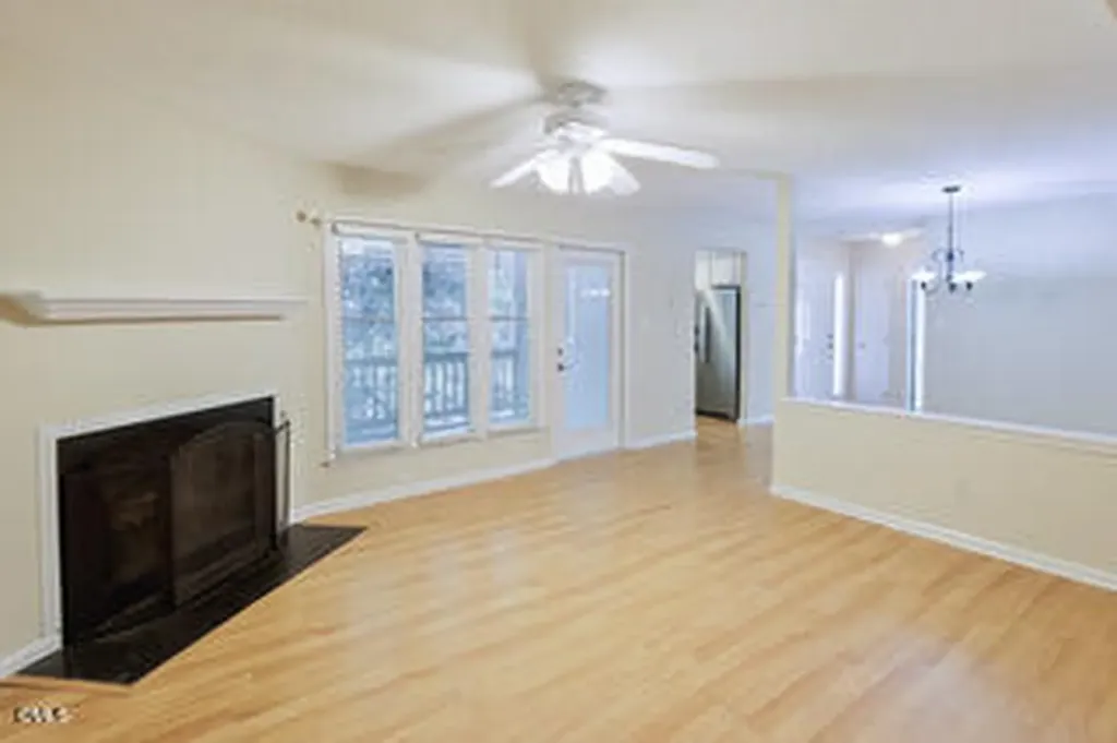 2831 Edridge Raleigh NC 27612