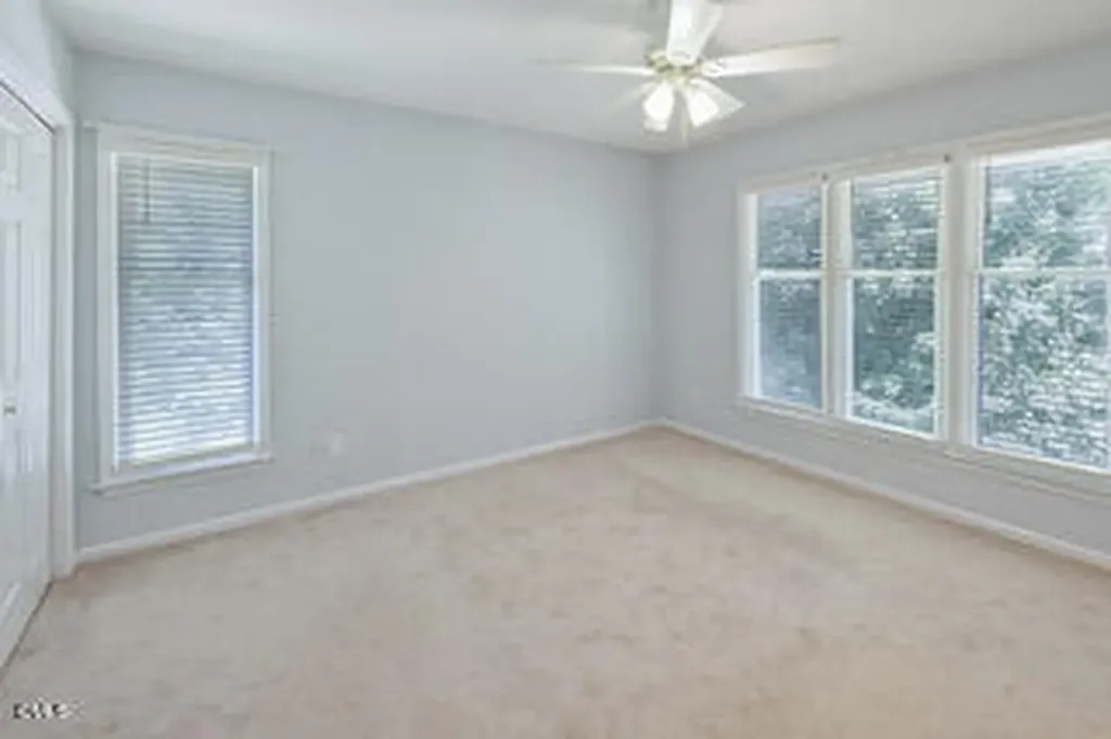 2831 Edridge Raleigh NC 27612