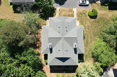 2831 Edridge Raleigh NC 27612
