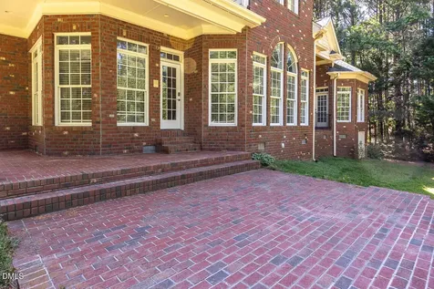 4004 Frontenac Court Apex NC 27539