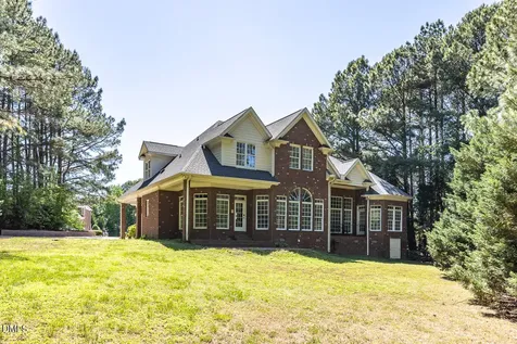 4004 Frontenac Court Apex NC 27539