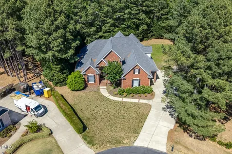 4004 Frontenac Court Apex NC 27539