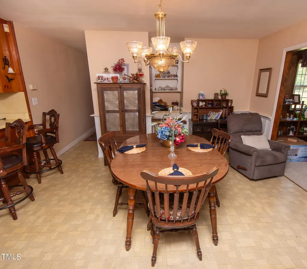 148 Fairview Village Road Dunn NC 28334