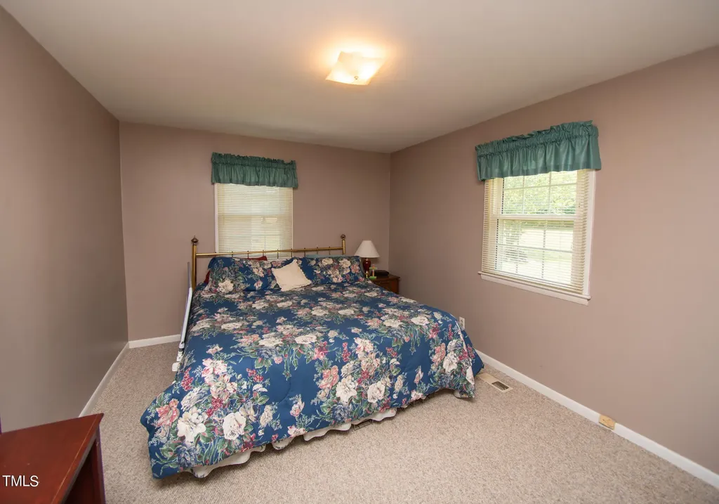 148 Fairview Village Road Dunn NC 28334