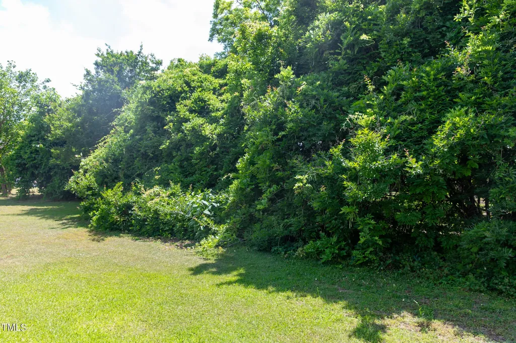 148 Fairview Village Road Dunn NC 28334