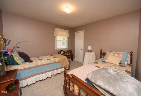 148 Fairview Village Road Dunn NC 28334
