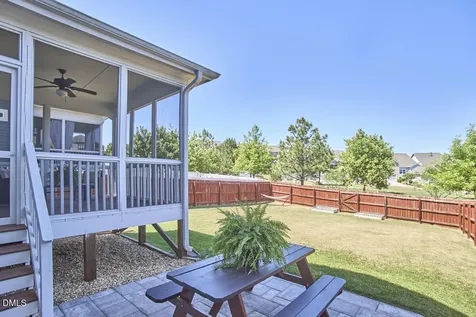 302 Tyner Loop Circle Chapel Hill NC 27516